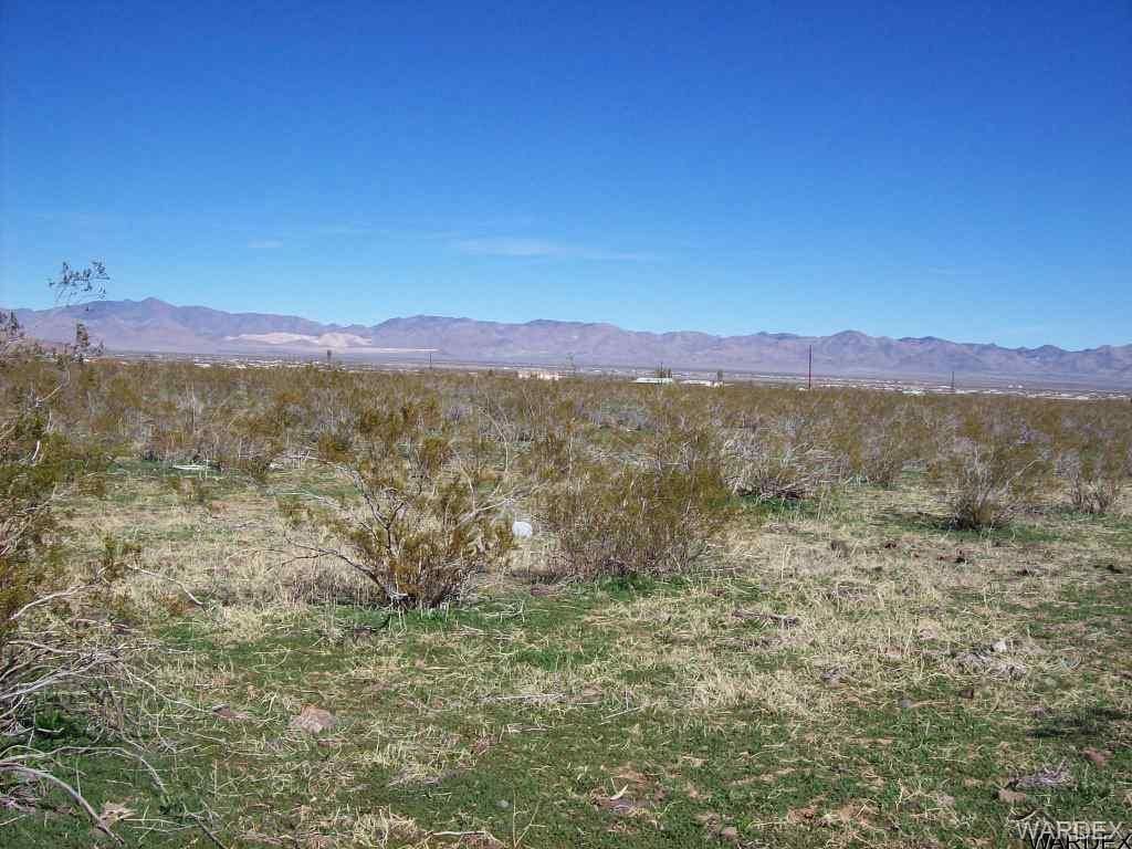 N Dome Rd: N Dome Rd, Golden Valley, AZ 86413